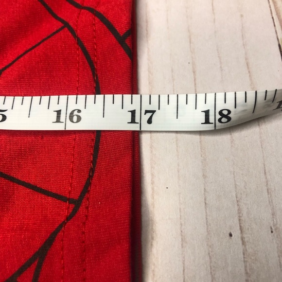 Baby Has 4T Kids Spider-Man pajamas Shirt and shorts Set New - Picture 6 of 12